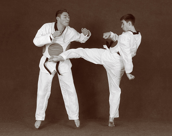 Hapkido photos of Master Marc Tedeschi performing Hapkido techniques